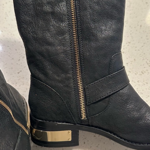 SALE! VINCE CAMUTO WINCHELL – MOTO BOOT No Offers - Picture 9 of 11